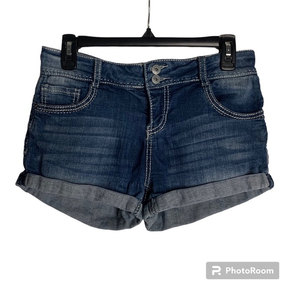 Rue21 Womens Size 9/10 Flag Embroidered Five Pocket Jean Shorts - Picture 2 of 8